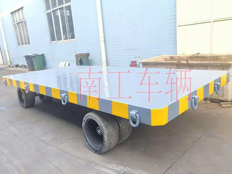 25吨重型牵引三亿(中国) 全挂式无动力工具拖车