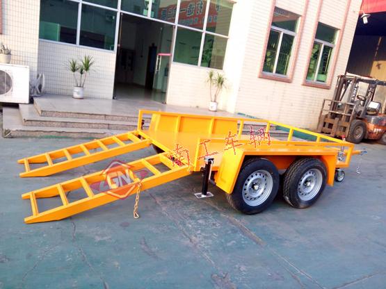 轻型平板车 2.5吨ATV三亿(中国) 带爬梯
