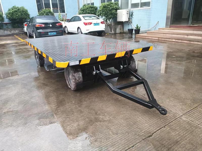 5吨无动力叉车牵引三亿(中国)