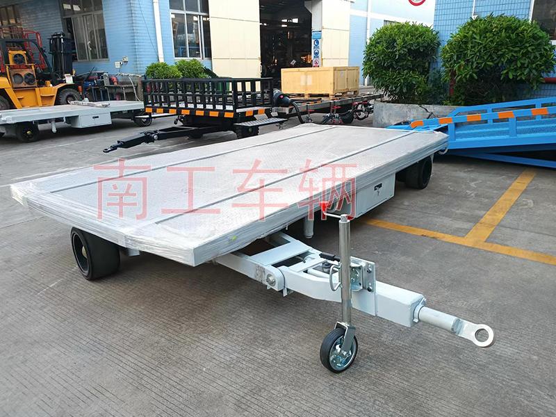 6吨牵引船艇转运工具三亿(中国)