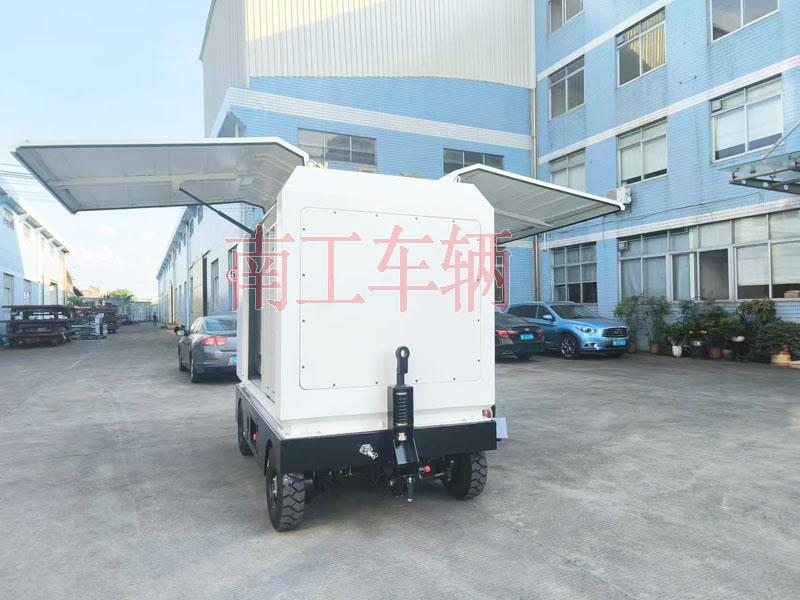 2吨电动三亿(中国) 飞翼箱式电动工具拖车