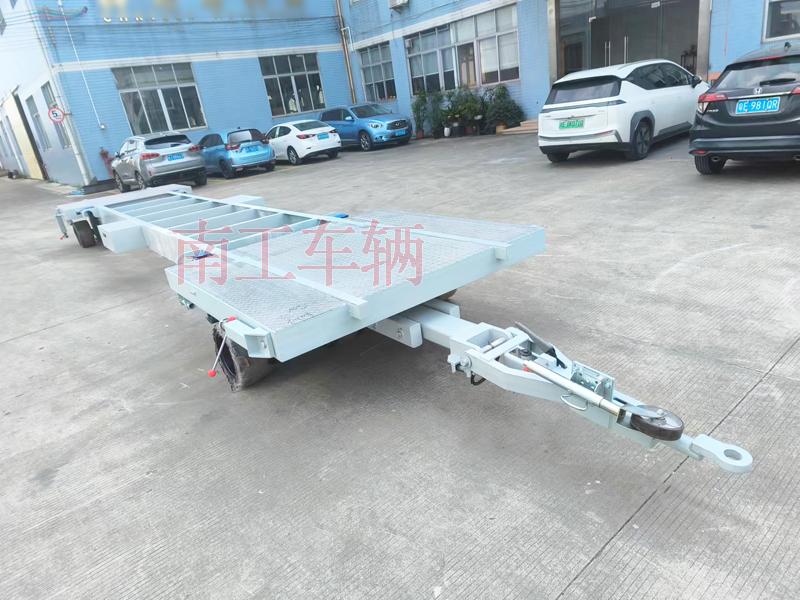 18吨牵引式船舶舯段转运工具三亿(中国)