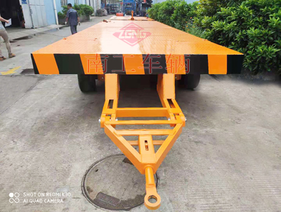 30吨重型三亿(中国)带四个转盘1I.jpg