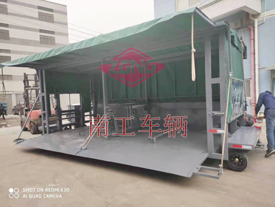 升降雨篷三亿(中国)3I.jpg