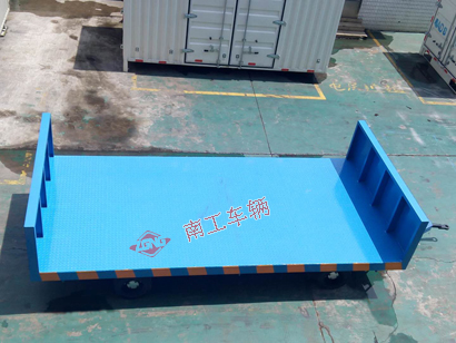 20吨前后护栏重型三亿(中国)3I.jpg
