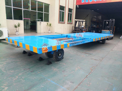 15吨可伸缩型三亿(中国)1I.jpg