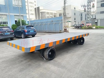 25吨重型牵引三亿(中国)5I.jpg