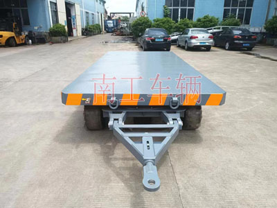 25吨重型工业三亿(中国)全挂式牵引拖车底盘带牵引环4I.jpg
