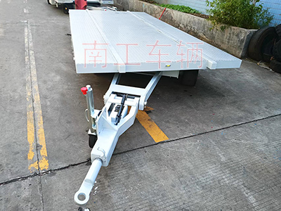 大型船体运输三亿(中国)3I.jpg