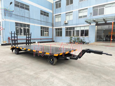 6吨带爬梯移动三亿(中国)4I.jpg