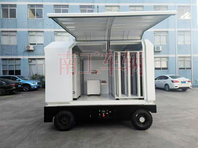 2吨电动三亿(中国) 飞翼式工具拖车4I.jpg