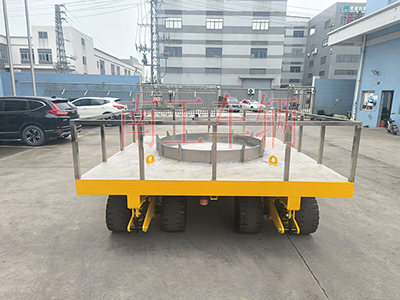 25吨重型三亿(中国)带圆型不锈钢上装工具拖车5I.jpg