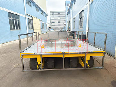 25吨重型三亿(中国)带圆型不锈钢上装工具拖车7I.jpg
